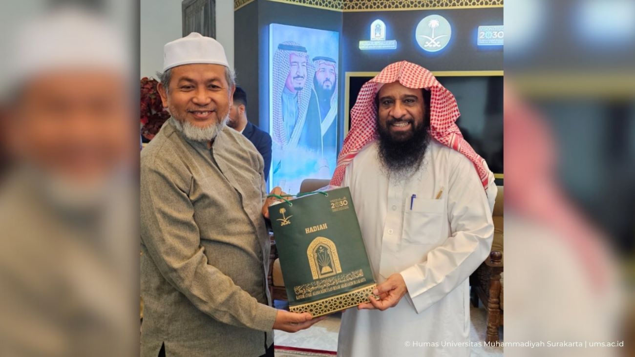 Dekan-FAI-UMS-Dapatkan-Undangan-Umrah-Gratis-dari-Raja-Salman